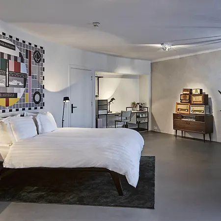Gooiland Hotel 4*